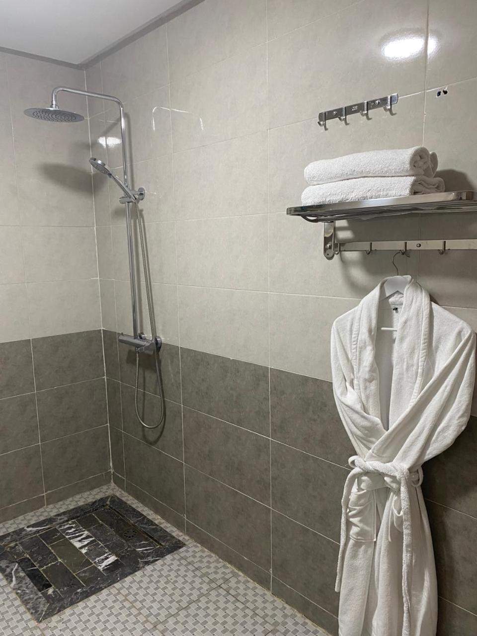 Hotel Golden Star Taounate Esterno foto
